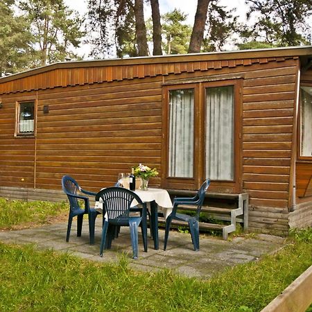 Camping-Und Ferienpark Havelberge Gross Quassow Bagian luar foto