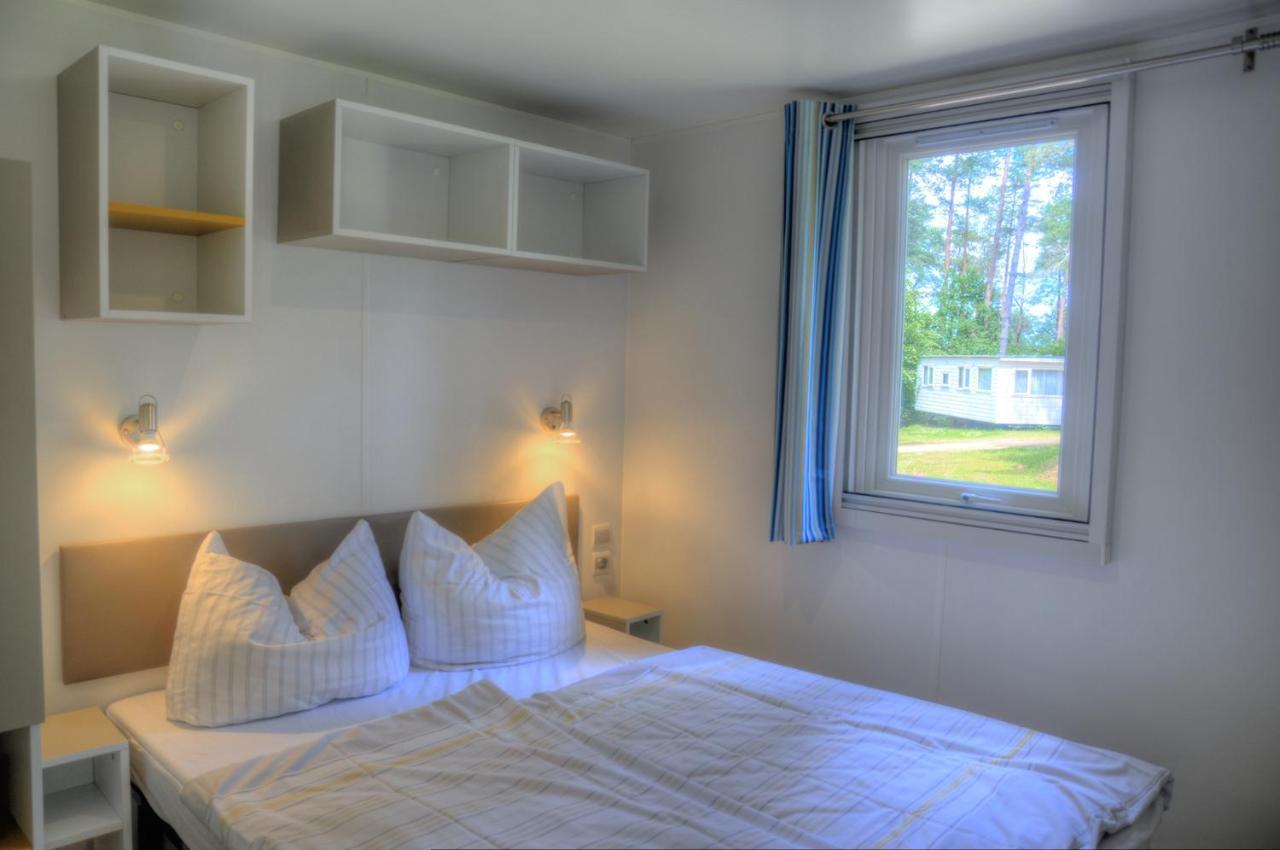 Camping-Und Ferienpark Havelberge Gross Quassow Bagian luar foto