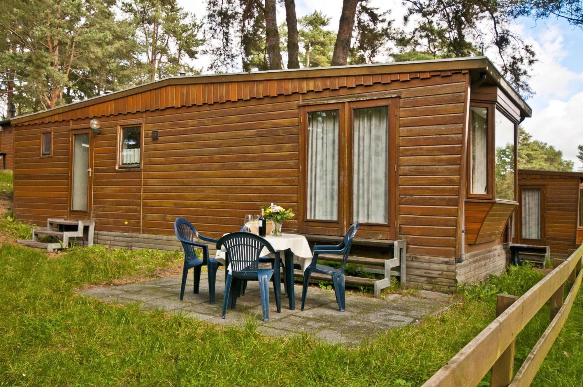 Camping-Und Ferienpark Havelberge Gross Quassow Bagian luar foto