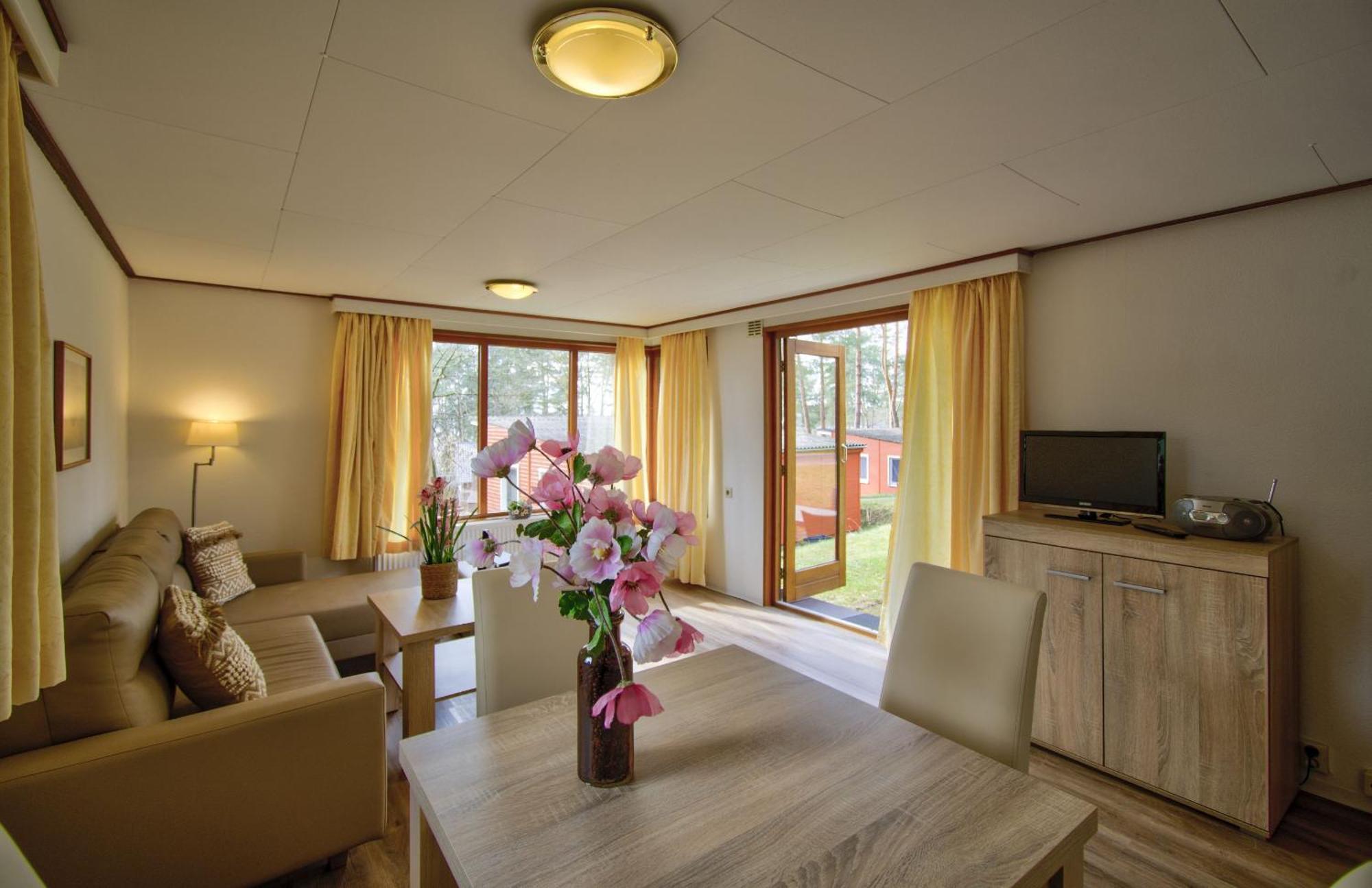 Camping-Und Ferienpark Havelberge Gross Quassow Bagian luar foto