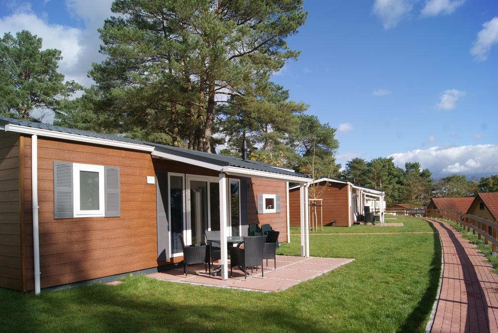 Camping-Und Ferienpark Havelberge Gross Quassow Bagian luar foto