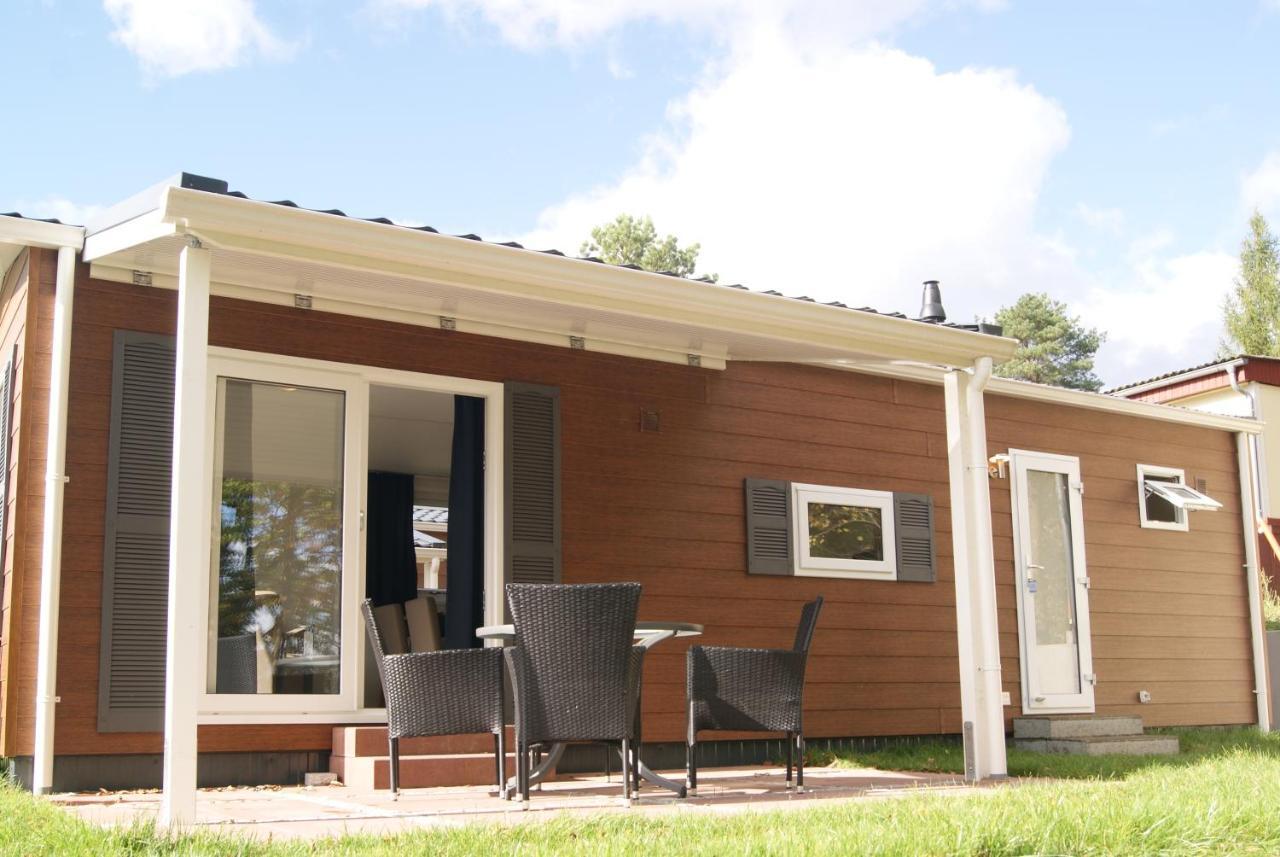 Camping-Und Ferienpark Havelberge Gross Quassow Bagian luar foto